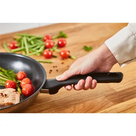 Tefal G7380574 serpenyő 26cm