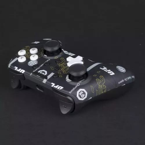 Konix UFC Nintendo Switch/PC kompatibilis vezetékes kontroller
