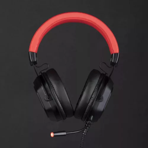 Konix UFC univerzális 7.1 gamer headset