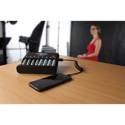 ANSMANN akkumulátortöltő 8xAA / AAA NiMH akku töltéséhez és kisütéséhez - 8-utas, USB, csepptöltés