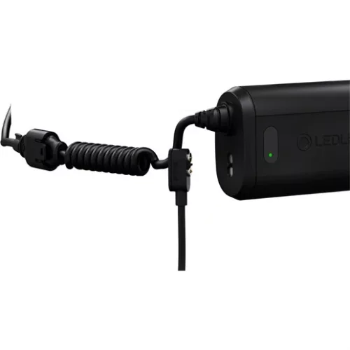 Ledlenser 502123 fejlámpa tölthető 2500lm,li-ion