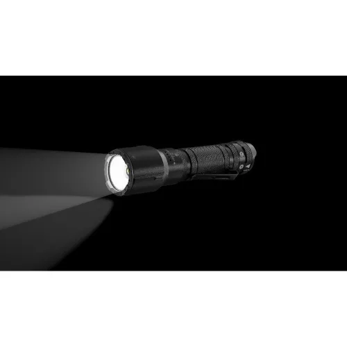 LEDLENSER TT3R taktikai lámpa 21700 1900 lumen USB-C