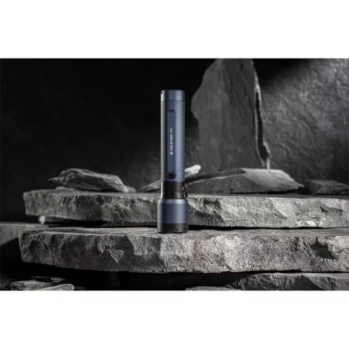 LEDLENSER P7R tölthető LED lámpa 2000lm, 320m, 503265 Li-ion  Limited
