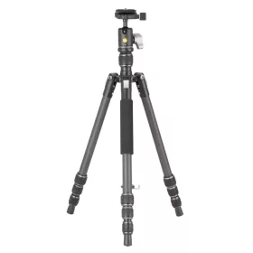 VANGUARD VESTA GO 204CB Karbon állvány gömbfejjel