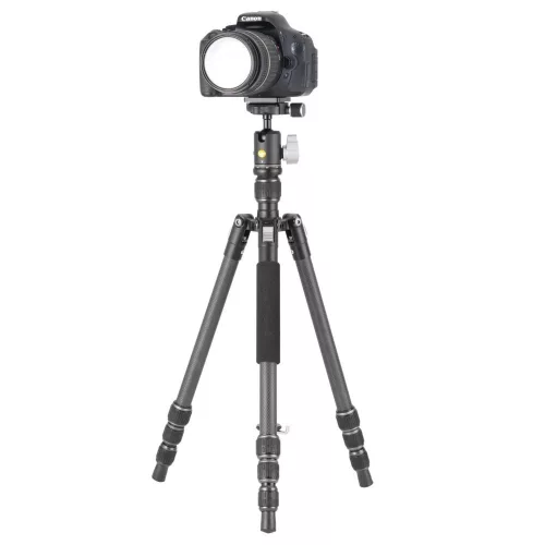VANGUARD VESTA GO 204CB Karbon állvány gömbfejjel