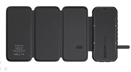 Univerzális hordozható, asztali akkumulátor töltő - Boompods Neutron Solar-Fold Power Bank - 2xUSB + Type-C + PD + QC3.0 - 16.000 mAh - fekete