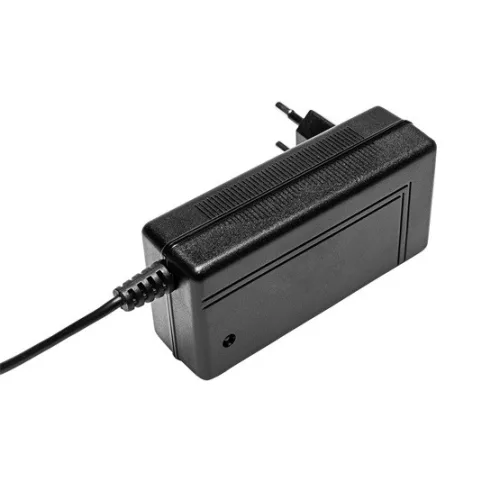 Akyga AK-PD-09 26V / 0.4A 10.4W Hoover Freedom hálózati töltő adapter