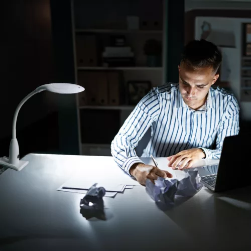 Handy Asztali LED lámpa - nagyítóval - csipeszes - fehér (10800)