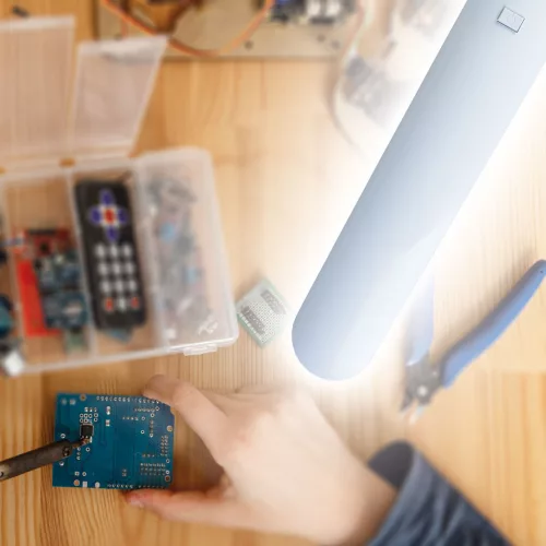 Handy Asztali LED lámpa - dimmerelhető - fém - fehér (10801)