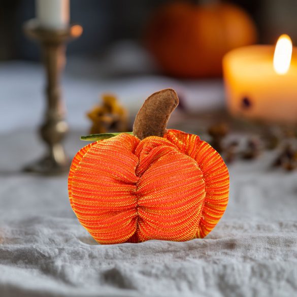 Family Halloween-i tök dekoráció - 7 x 7 x 7 cm (58340)