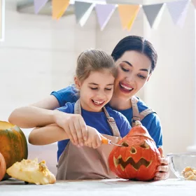   Family Halloween-i tökfaragó készlet - 10 részes (58109B)