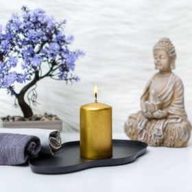 Vog Und Arths Gyertya - arany, illatmentes - 130 g (58807B)