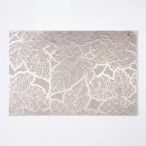 Bewello Tányéralátét - levélmintás - PVC - 45 x 30 cm - ezüst (59051B)