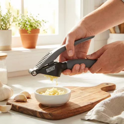 Baker's Secret Baker's Secret fokhagymanyomó - rozsdamentes acél - 18,5 cm (BS40884)