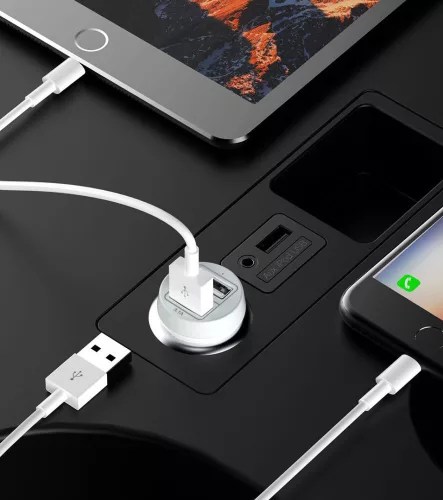 Devia szivargyújtós töltő adapter 2xUSB bemenettel + USB - Lightning kábel -    5V/3,1A - Devia Smart Series Dual Car Charger Suit - fehér