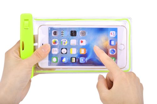 Univerzális vízálló védőtok max. 5,5'' méretű készülékekhez - Devia Ranger      Fluorescence Waterproof Bag - zöld