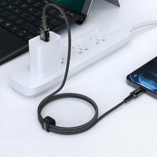 ACEFAST USB-A - Lightning töltő- és adatkábel 1,2 m-es vezetékkel - 5V/2,4A - ACEFAST C1-02 Acewire Pro Charging Data Cable - fekete (Apple MFI engedélyes)