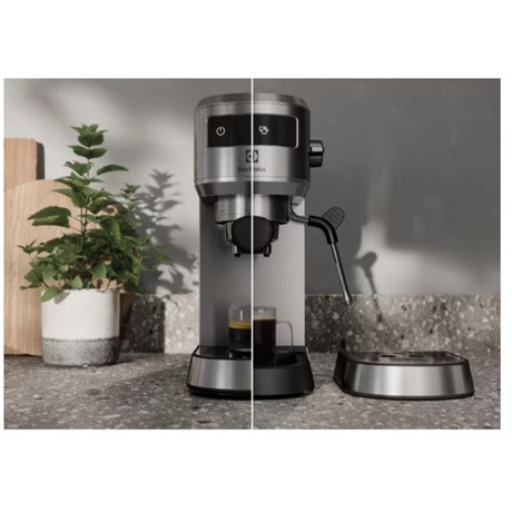 Electrolux E6EC1-6ST kávéfőző presszó