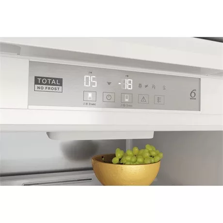 Whirlpool WHC20 T593 hűtő beépíthető alulfagyasztós