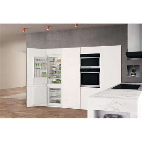 Whirlpool WHC18 T111 hűtő beépíthető alulfagyasztós