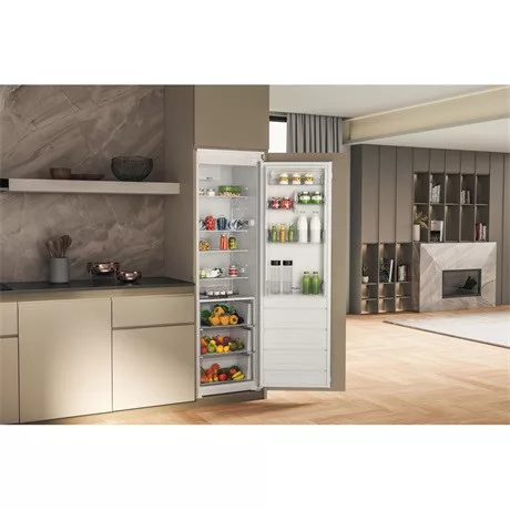 Whirlpool WHSD18A011B2 hűtő egyajtós beépíthető