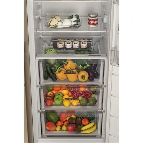 Whirlpool WHSD18A011B2 hűtő egyajtós beépíthető