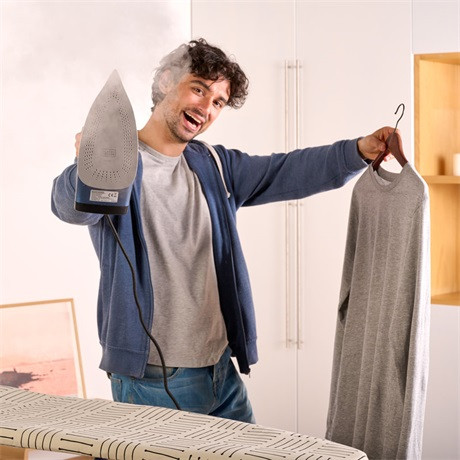 Black And Decker BXIR2801E vasaló gőzölős