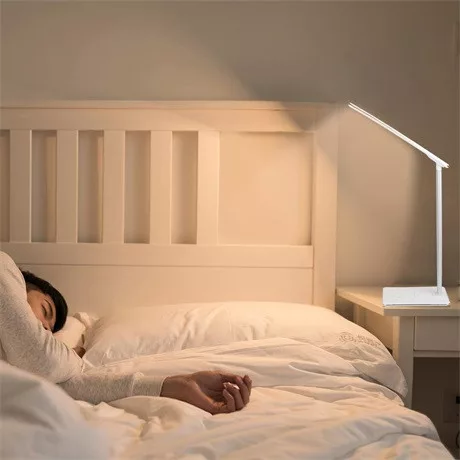 Retlux RTL 199 led asztali lámpa +qi töltő