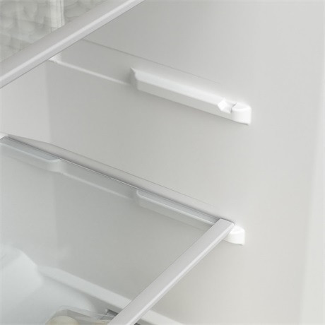 Tesla RD2400ME hűtő felülfagyasztós