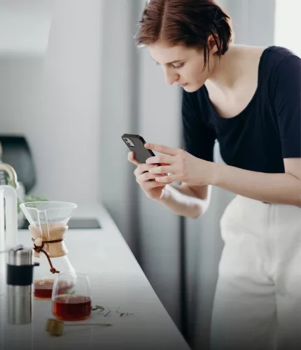 Apple iPhone 12 Mini hátlap - Ringke Air - fekete