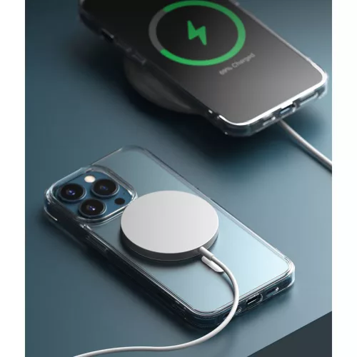 Apple iPhone 13 Pro Max ütésálló hátlap - Ringke Fusion Magnetic Magsafe - matt átlátszó
