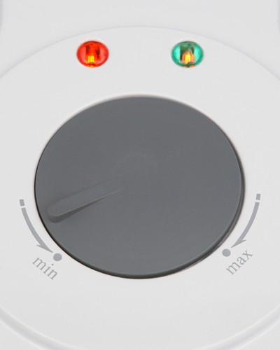 Adler AD3038 ostyasütő