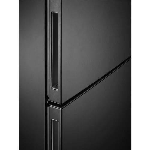 AEG RCB732E5MB hűtő alulfagyasztós