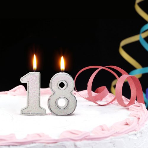 Family szám alakú tortagyertya (56185-8)