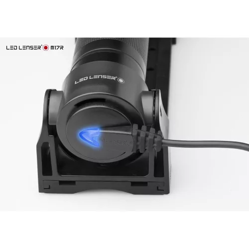 LEDLENSER M17R 850 lm tölthető lámpa