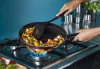 Tefal D5221983 serpenyő wok 28cm resist intense